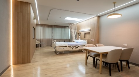 ห้องเดี่ยวซุปเปอร์เดอลุกซ์ Ward 2C อาคาร 1 ส่วนต่อขยาย